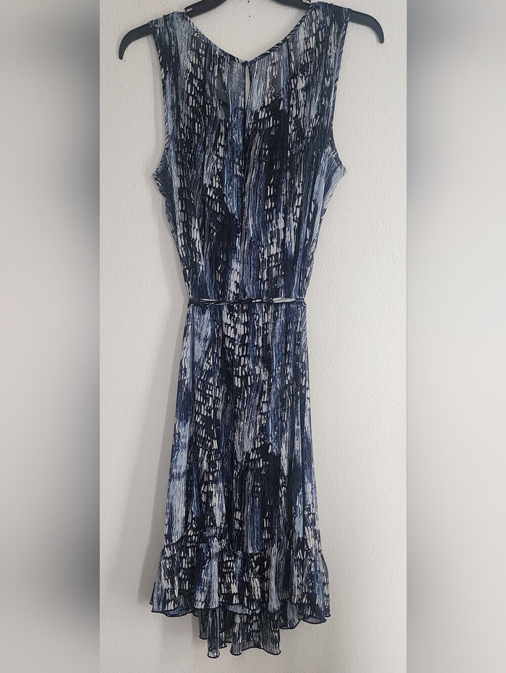 SL Fashions Women's Sleeveless Dress Ruffled Bottom Zip Hook Eye Close. Sz 16W